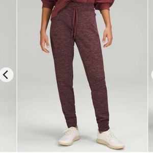 Lululemon Engineered Warmth Jogger